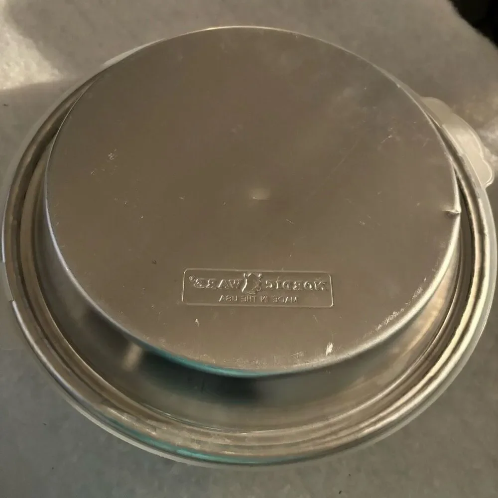 Nordic Naturals High Dome Covered Pie Pan